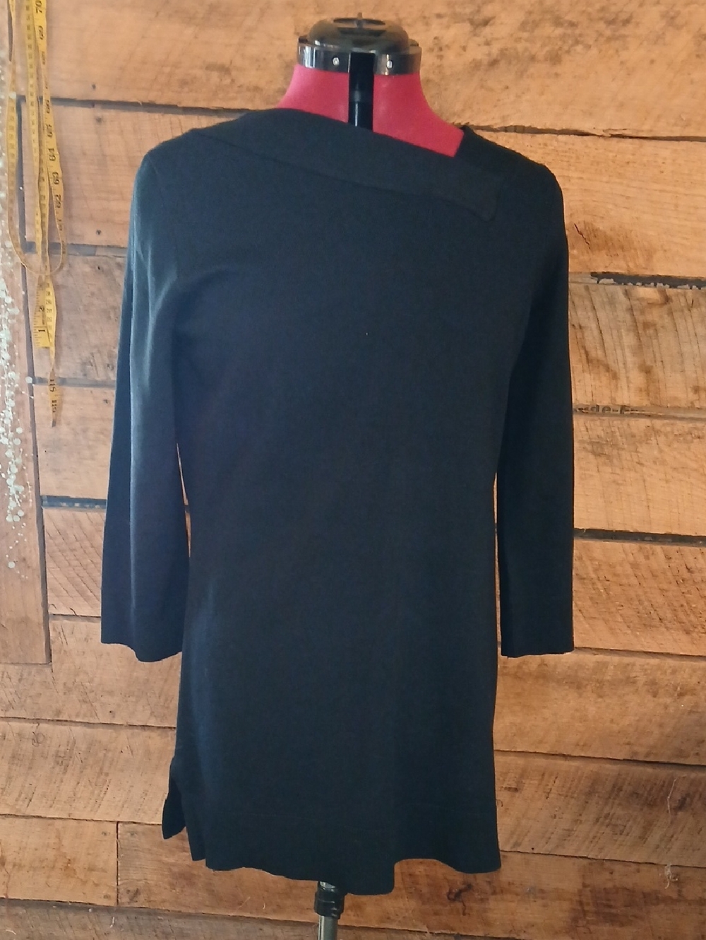 Cable & Gauge Black Knit Tunic Top w Asymetrical Neckline Sz M